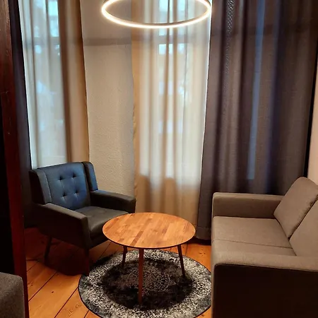 Apartament Ruhige In Kreuzberg *