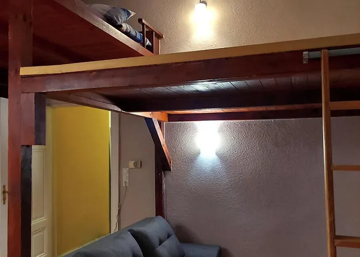 Ruhige In Kreuzberg Lejlighed *